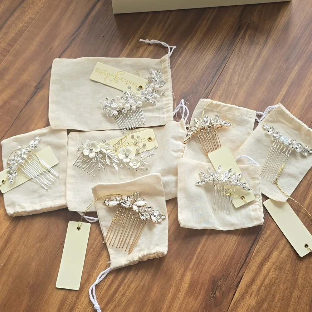 Bride and Harpins 8 Piece Box